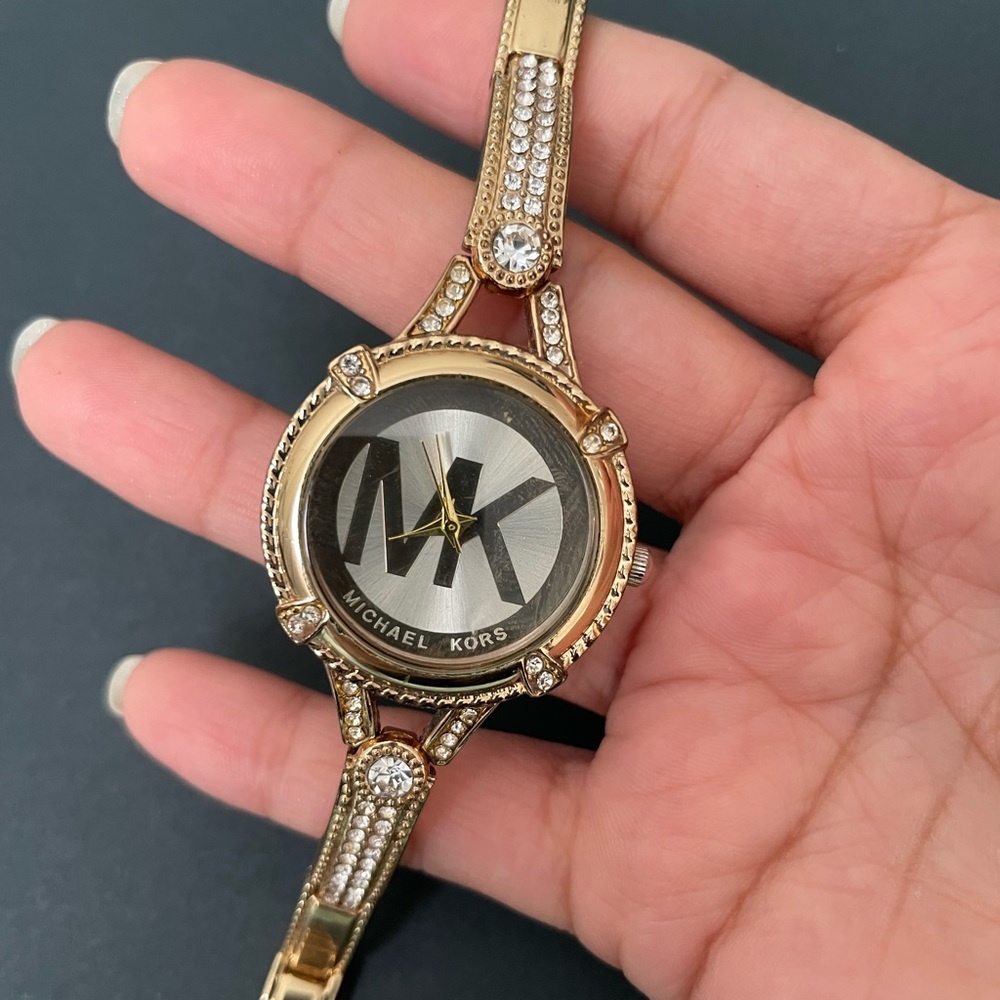 Old Michael Kors watch | free shipping
